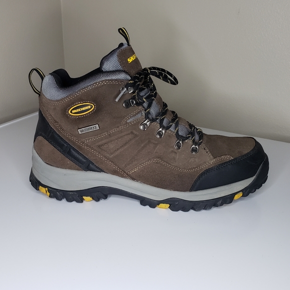 Skechers Relaxed Fit Relment Pelmo Men\'s Waterproof Boots